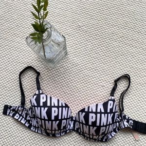 PINK Victoria’s Secret Lightly Lined Bra